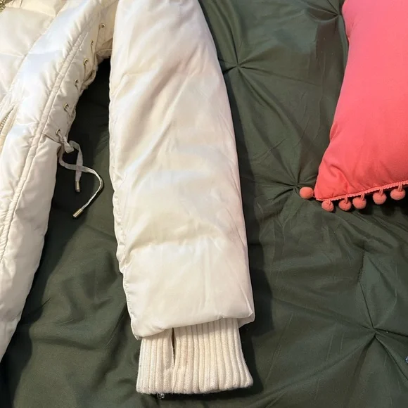Betsey Johnson Ivory Puffer Coat - Picture 4 of 16